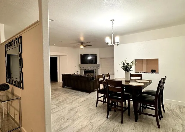 Entire Near Stadium Holiday home *