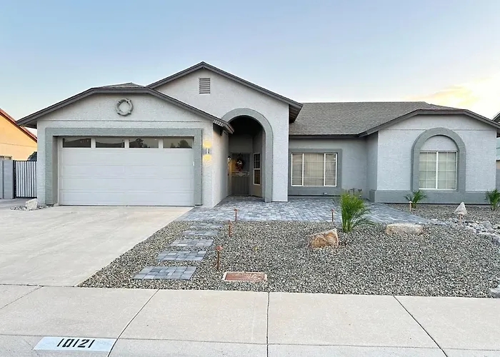 Holiday home Entire Near Stadium Glendale